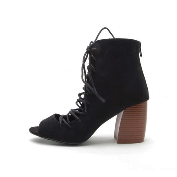 NEW Lola Lace Booties- Black - Picture 3 of 8